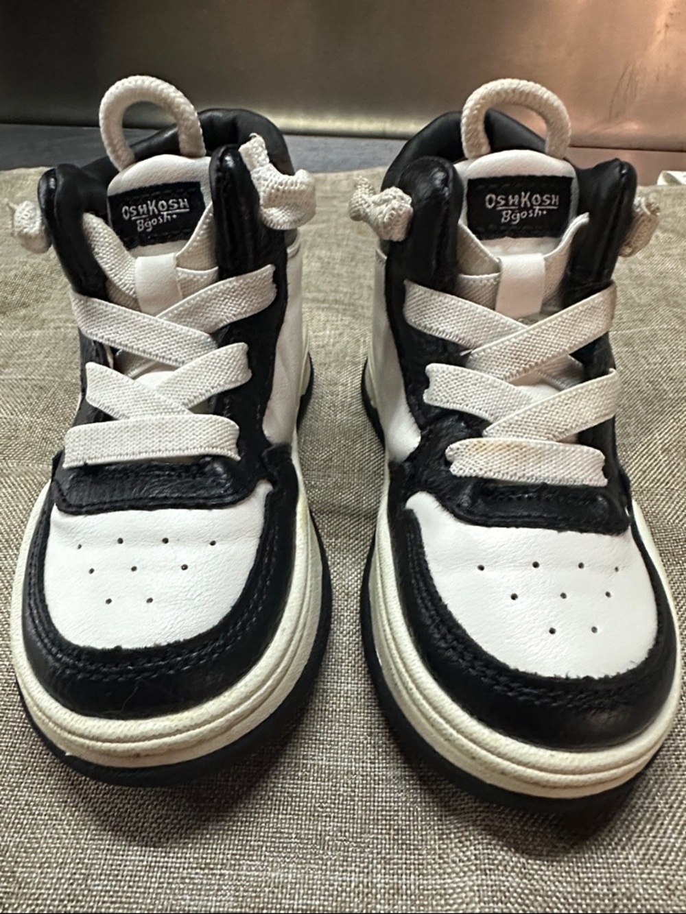 Pre-loved OshKosh B'gosh Kids Black & White High-Top Sneakers with Lace-Up